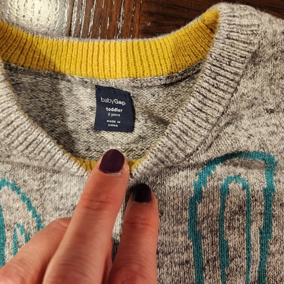 Gap bunny sweater - Picture 2 of 2